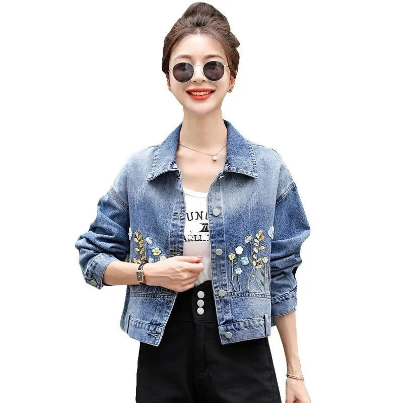 2026 Winter New Casual Denim Jacket Women Embroidered Denim Short Jacket Women Casual Fashionable Denim Coat Top Outerwear