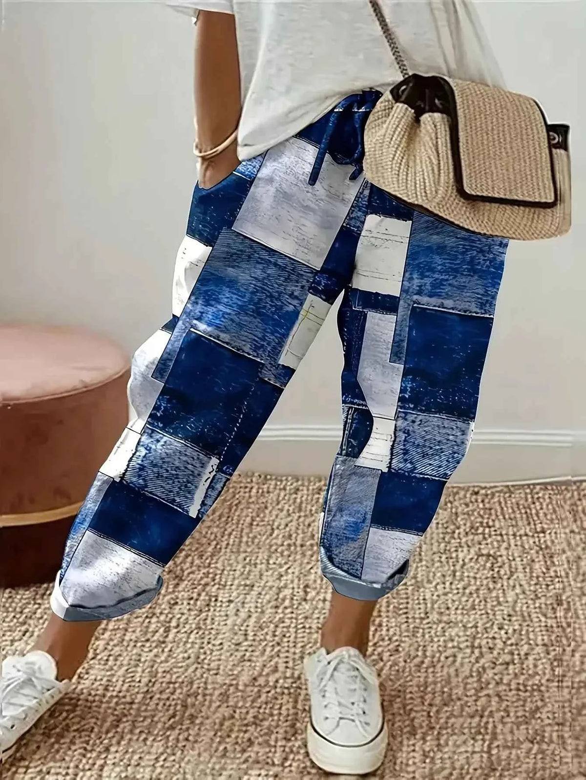 Plus size 1XL-5XL Women's Fashion Printed Flower Pants Ladies Casual Comfortable Loose Pocket Pants Casual Mid-waist Haren Pants
