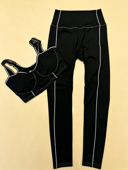 2026 New Women's Black Yoga Suit Sports Set Size M L Tight High Elasticity Code 027