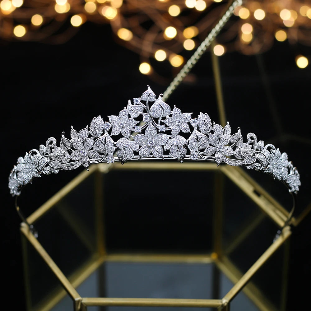 ASNORA Cubic Zirconia Crown For Women Birthday Gift Silver Color Diadem Bride Tiaras Classic Headband Wedding Hair Accessories