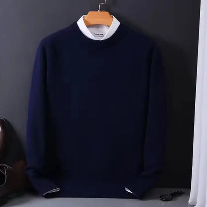 Round neck wool sweater for men, pullover, simple and stylish, loose and oversized, turtleneck, solid color top.