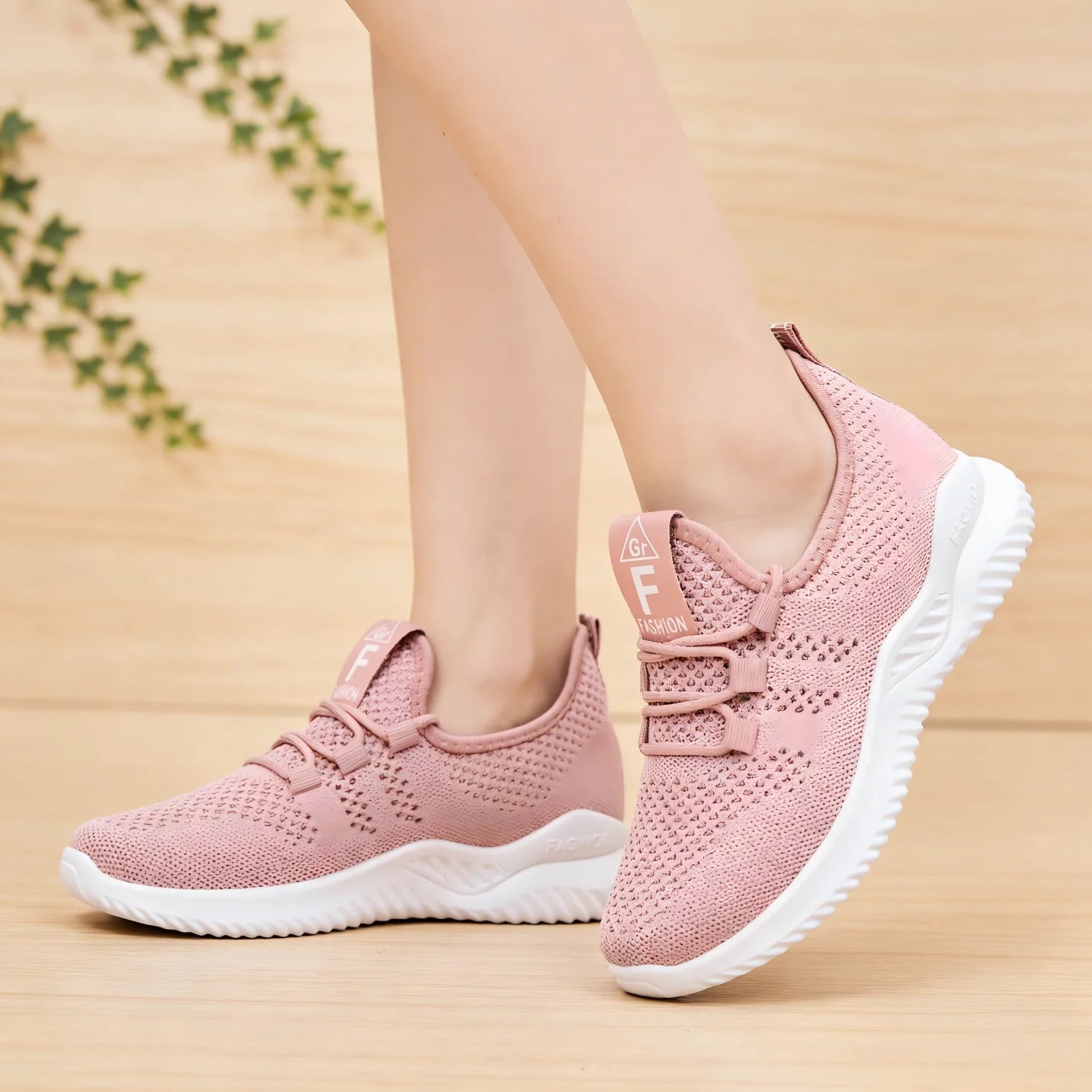 Women's Lightweight Walking Sneakers Breathable Mesh Upper Non-Slip Outsole Comfortable Slip-On Casual Shoes