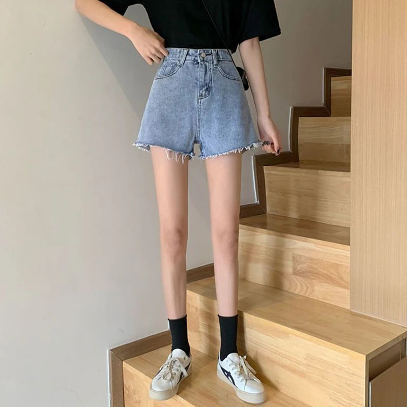 Summer Hot Sale Girls Classic Designer Solid Jeans Lady Fashion High Waist Denim Shorts Female Chic Ripped Short Pants