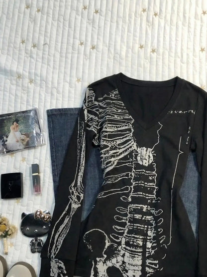 Spring American Retro Skull Printed Long Sleeve Tshirts Women V Neck Slim Fit Waist Base Tops Punk Dark Y2k Gothic Fashion Tees