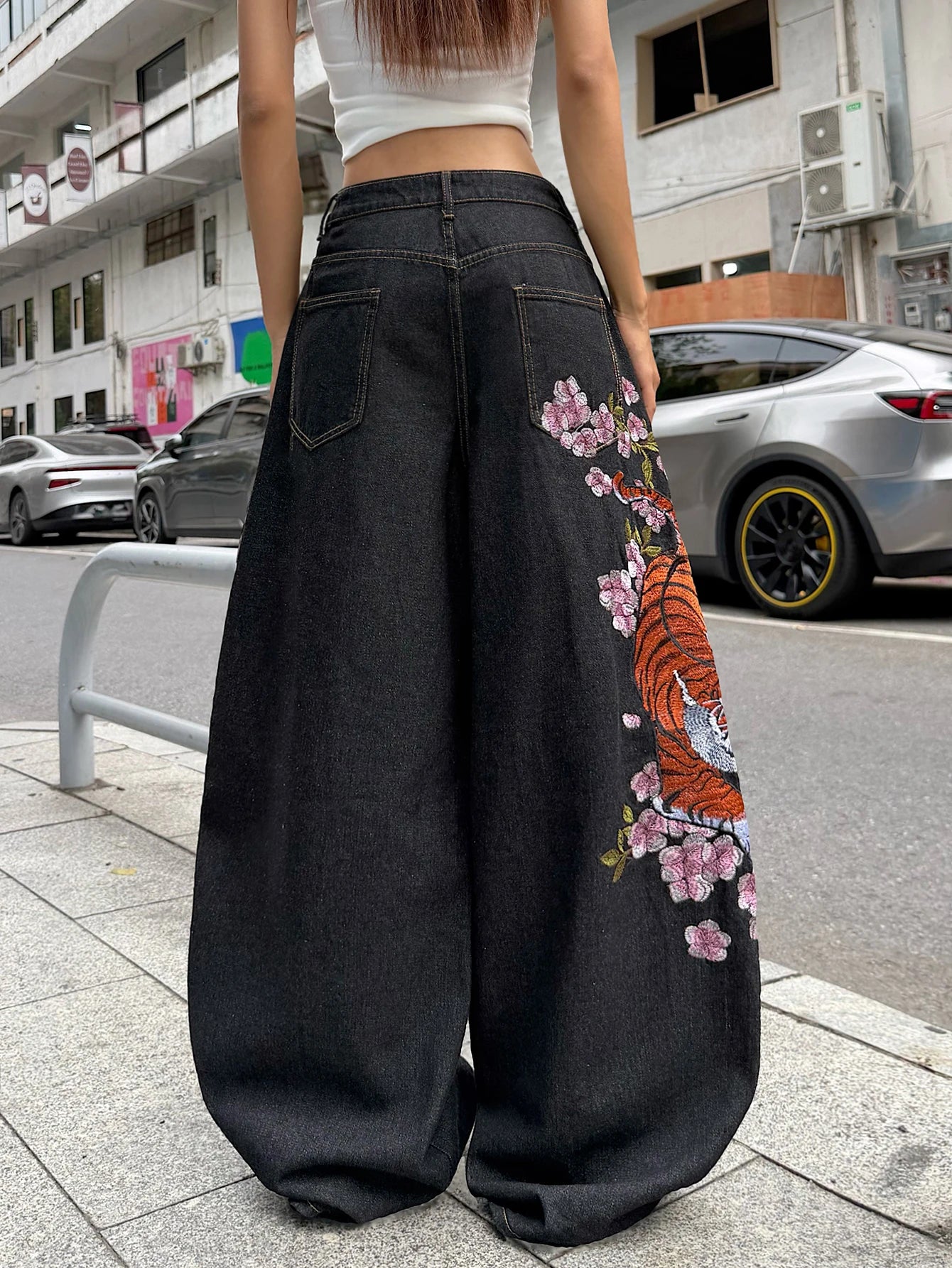 American Retro Tiger Flower Embroidered Black Loose Wide-Leg Jeans For Women, Street Hip-Hop Fashionable And Versatile Trousers