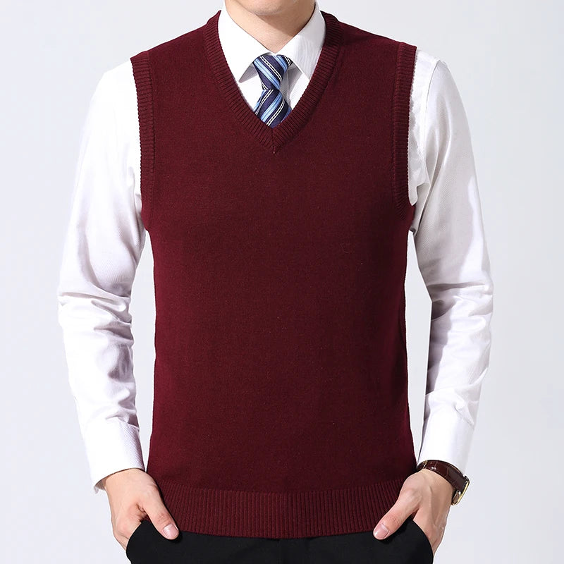 2026 New Fashion Brand Sweater Man Pullovers Vest Slim Fit Jumpers Knitwear Sleeveless Winter