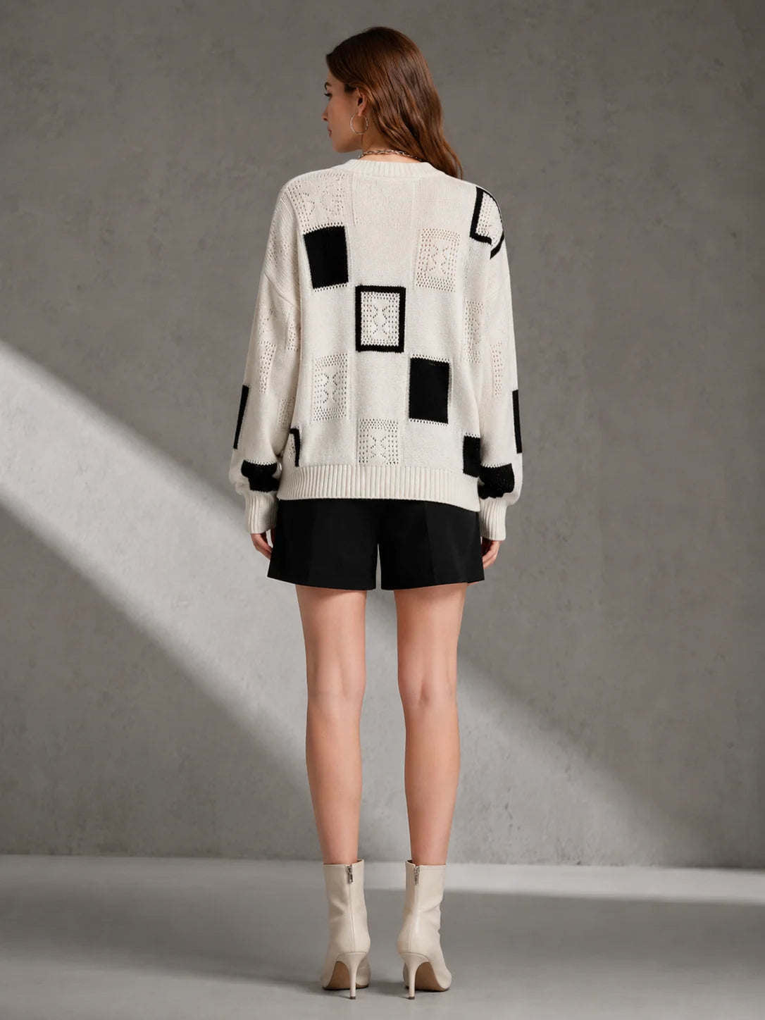 Color Block Square Patchwork Knit Sweater for Women, Hollow Cable Knit Crew Neck Long Sleeve Pullover, Loose Drop Shoulder Casual Jumper for Fall Winter