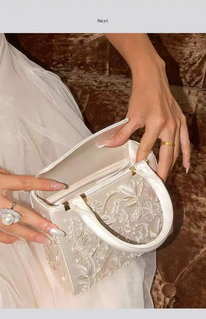 Elegant Soft Pearl Embroidery Fashion Handbag Silk Cheongsam Evening Clutch Chain Shoulder Bag Urban Minimalist Style Tote Chic