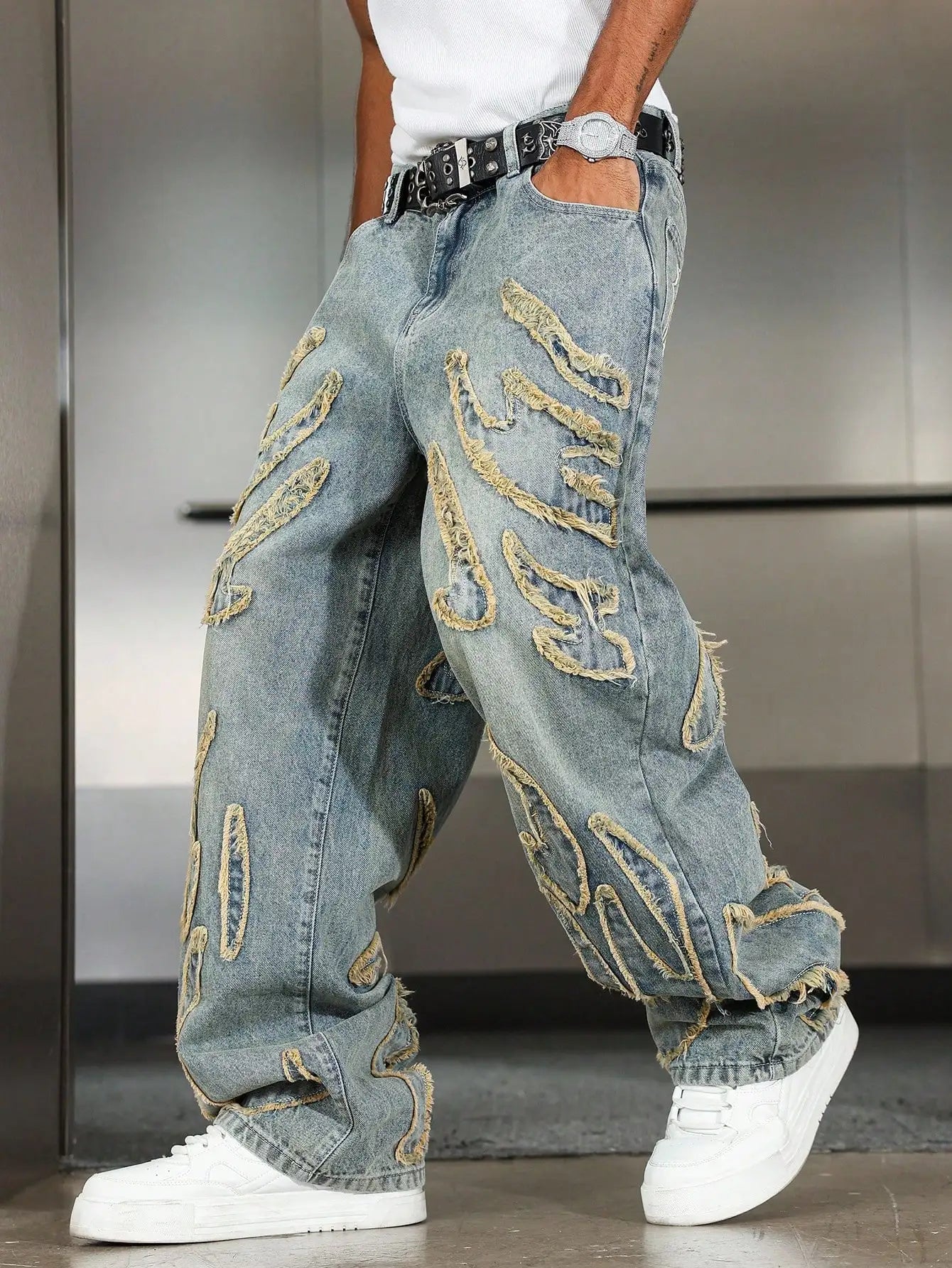 Men's Street Style Casual Patchwork Embroidered Frayed Hem Macau Blue Denim Jeans Trendy Loose Fit Straight Leg Pants