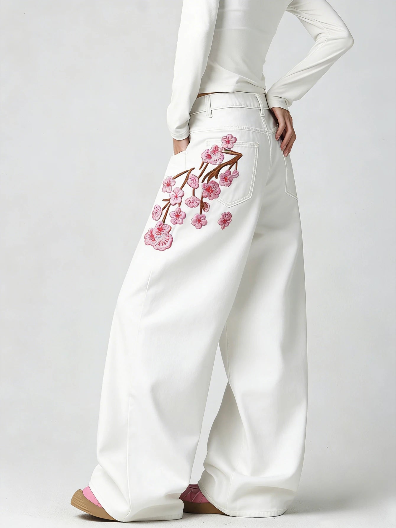 Women's White Embroidered High-Waist Loose Wide-Leg Jeans Y2K Street Trend Comfortable Everyday Versatile All-Season Pants