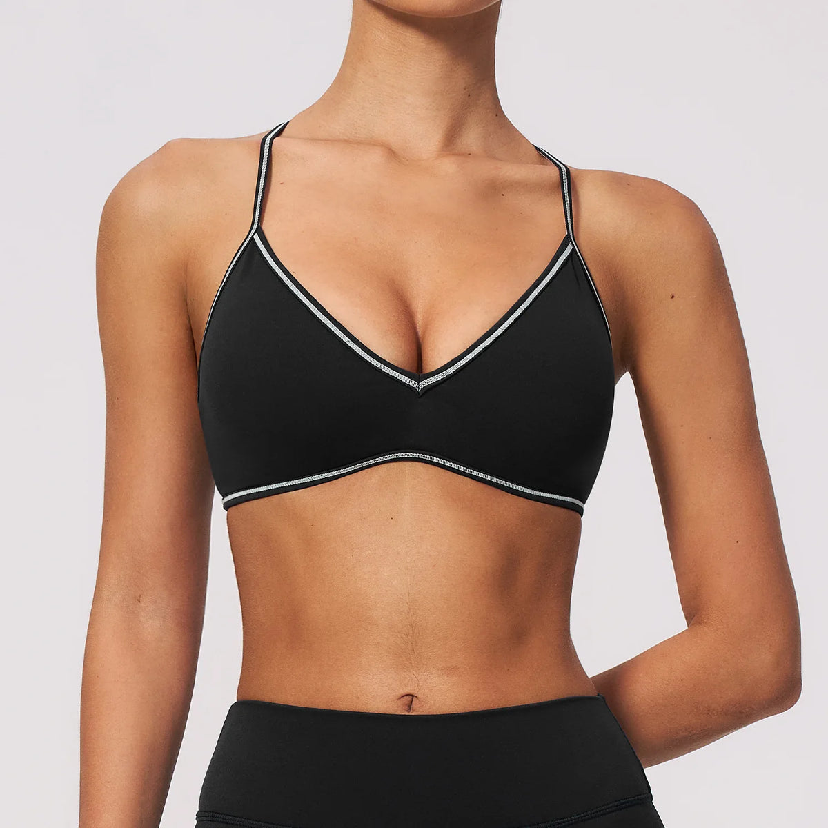 Women Deep V Neck Sports Bra with Contrast Piping Y Back Racerback Padded Gym Workout Yoga Bras Female Activewear Push Up Top