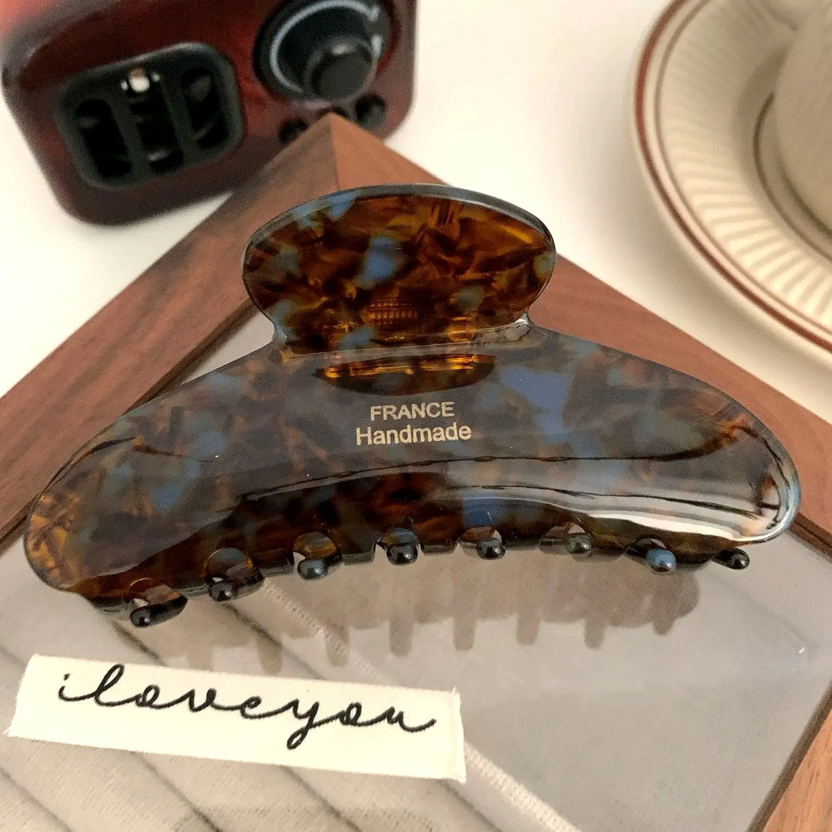 French Floral Hair Claw Temperament Caramel Shark Hair Clip Claw Large Polka Dot Grab Hair Accessory for Women