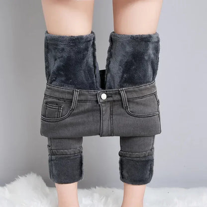 Winter Lady Thermal Plush Jeans Snow Warm Stretch Jeans Hot Sale High Waist Fleece Pants Female Straight Leg Denim Trousers