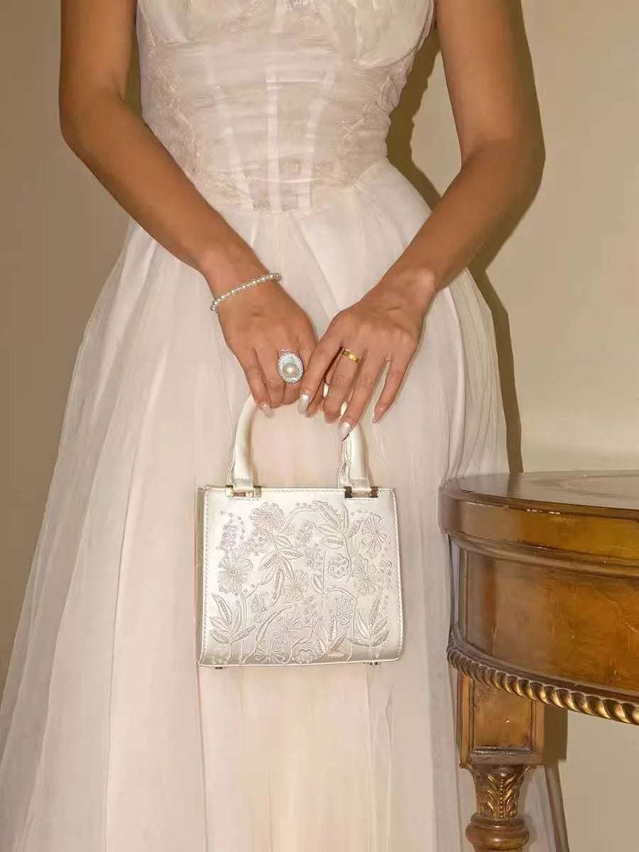 Elegant Soft Pearl Embroidery Fashion Handbag Silk Cheongsam Evening Clutch Chain Shoulder Bag Urban Minimalist Style Tote Chic