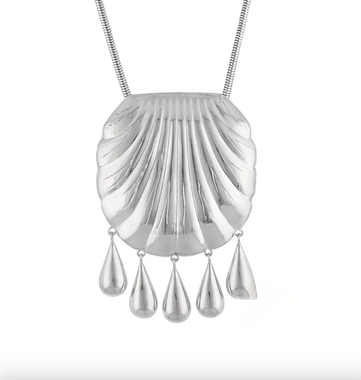 Vintage Exaggerated Metal Large Shell Shape Tassel Water Drop Pendant Necklaces for Women Party Heavy Jewelry Fashion Accessory