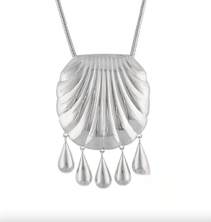 Vintage Exaggerated Metal Large Shell Shape Tassel Water Drop Pendant Necklaces for Women Party Heavy Jewelry Fashion Accessory