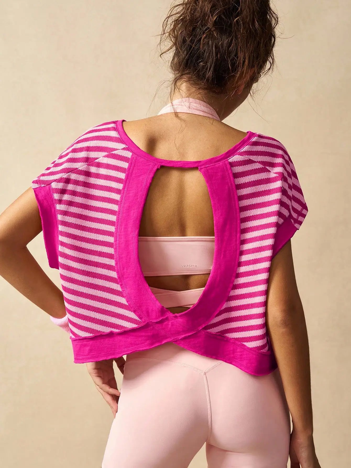 Women Striped Open Back Workout Top Gym Crop Top Summer Active Wear