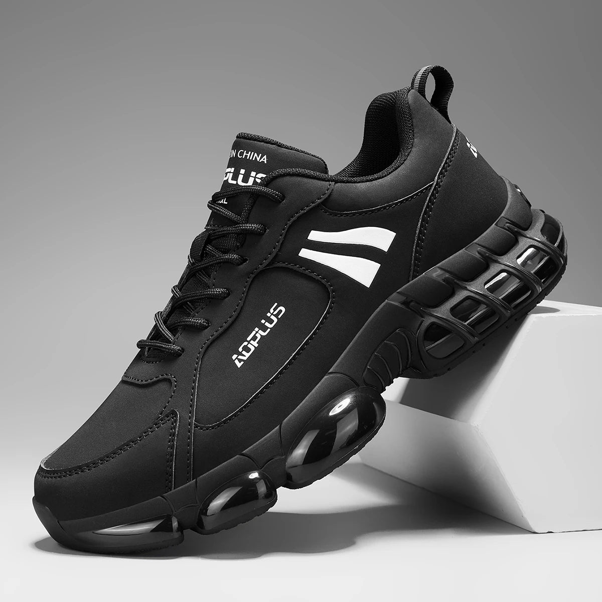 Four Seasons' new classic comfortable thick-soled anti-slip shoes with added height, for couples, are durable, have high elastic
