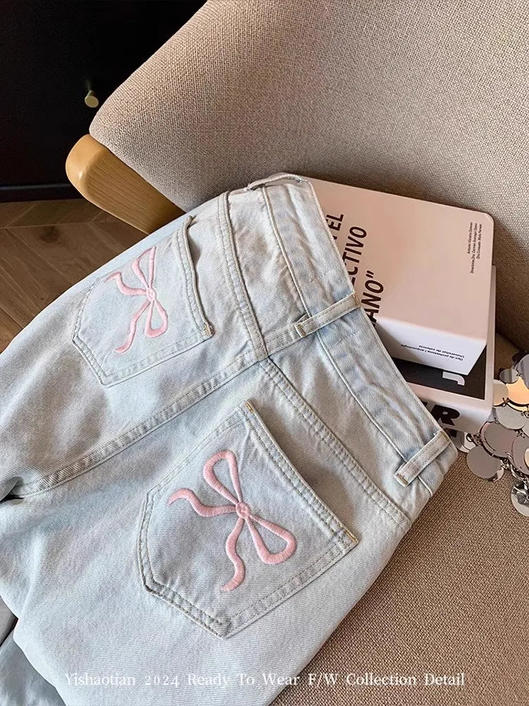Womens Casual Loose Fit Jeans Relaxed Trousers High Waist Wide Leg Light Wash Embroidered Plus Size Comfort Jeans Women's jeans
