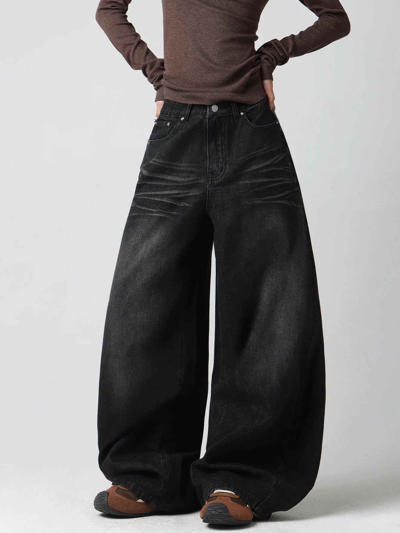 Women's American Vintage Applique Embroidery Design Black Loose Wide-Leg Jeans