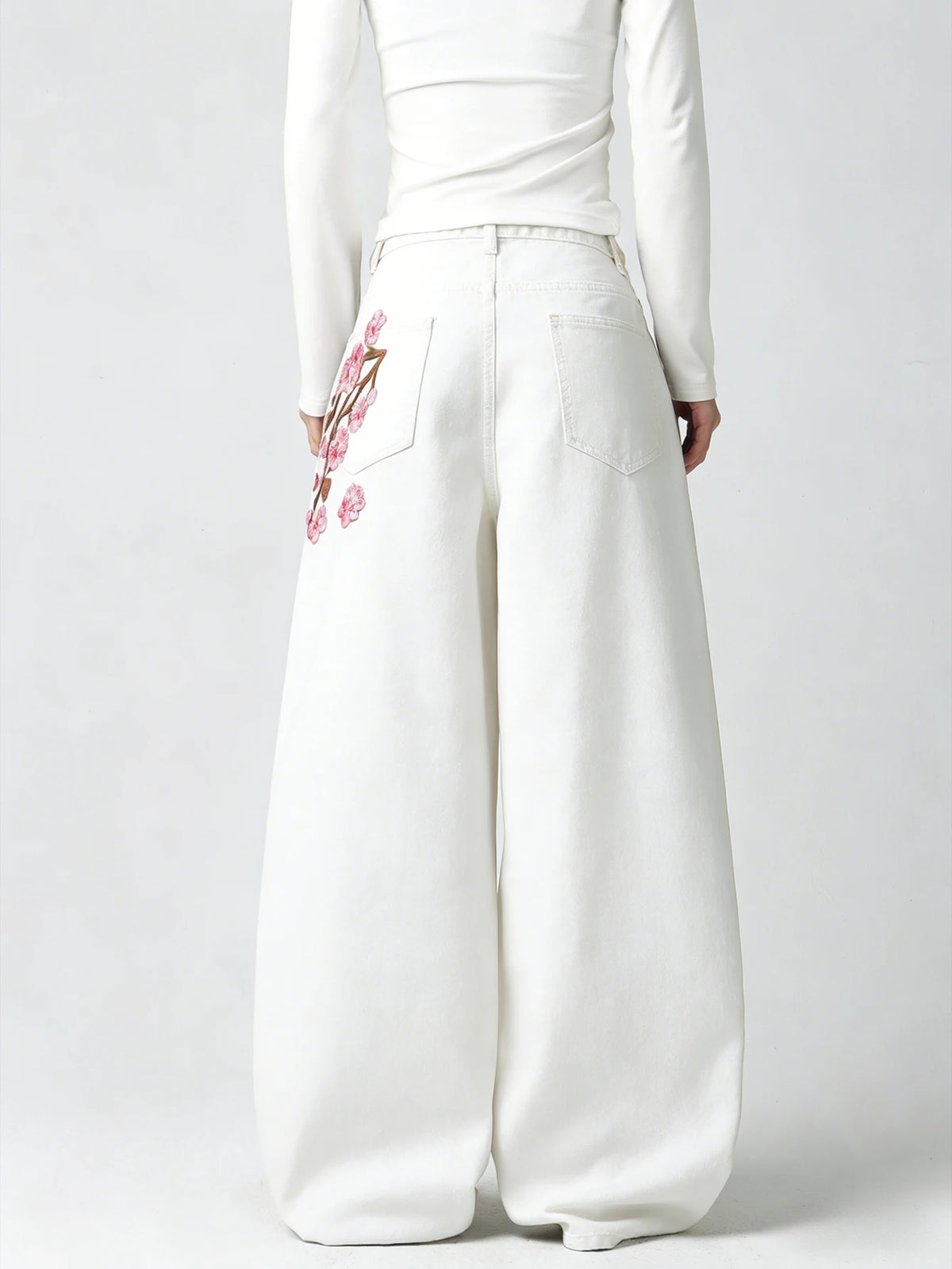 Women's White Embroidered High-Waist Loose Wide-Leg Jeans Y2K Street Trend Comfortable Everyday Versatile All-Season Pants