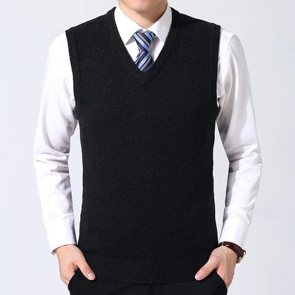 2026 New Fashion Brand Sweater Man Pullovers Vest Slim Fit Jumpers Knitwear Sleeveless Winter