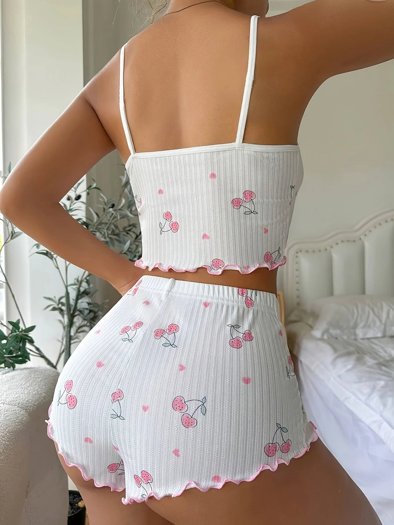 Heart Print 2 Pieces Pajama Set for Women Sleepwear Round Neck Backless Comfortable Crop Cami Top & Shorts, Summer Loungewear