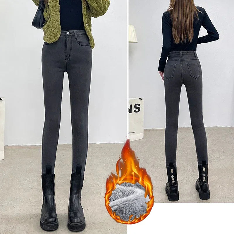 Winter Lady Thermal Plush Jeans Snow Warm Stretch Jeans Hot Sale High Waist Fleece Pants Female Straight Leg Denim Trousers