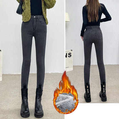 Winter Lady Thermal Plush Jeans Snow Warm Stretch Jeans Hot Sale High Waist Fleece Pants Female Straight Leg Denim Trousers