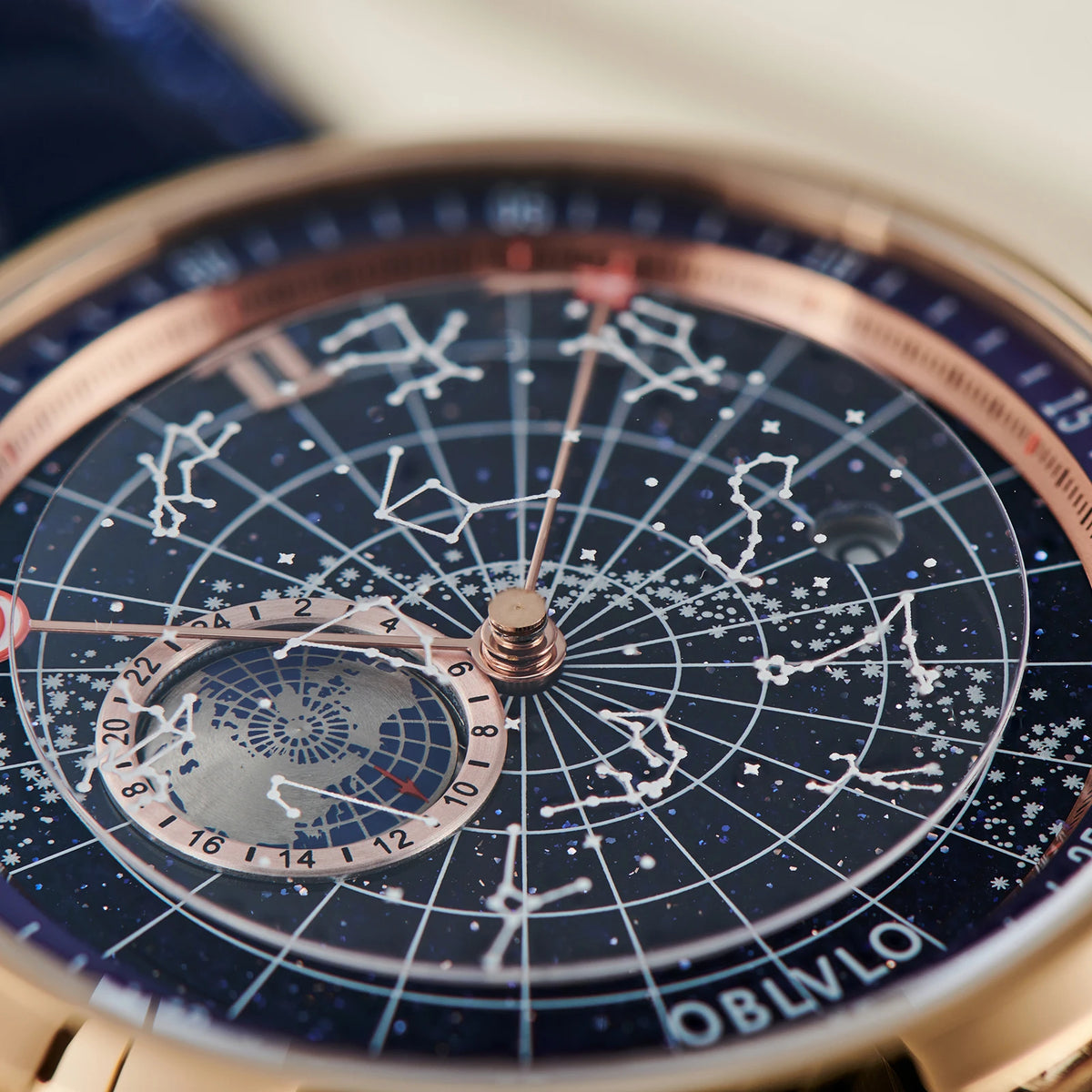 OBLVLO Simple Fashion Automatic Mechanical Watch for Men Luminous Earth Star Leather Strap Waterproof Casual Gift Clock GC