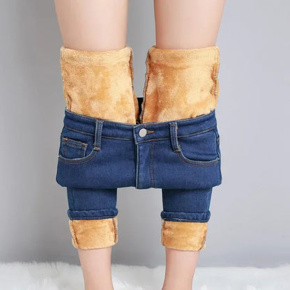Winter Lady Thermal Plush Jeans Snow Warm Stretch Jeans Hot Sale High Waist Fleece Pants Female Straight Leg Denim Trousers