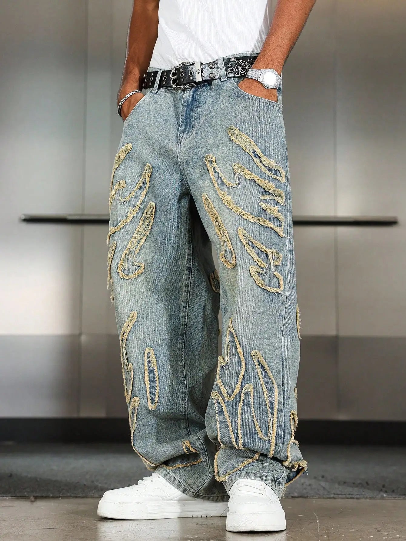 Men's Street Style Casual Patchwork Embroidered Frayed Hem Macau Blue Denim Jeans Trendy Loose Fit Straight Leg Pants