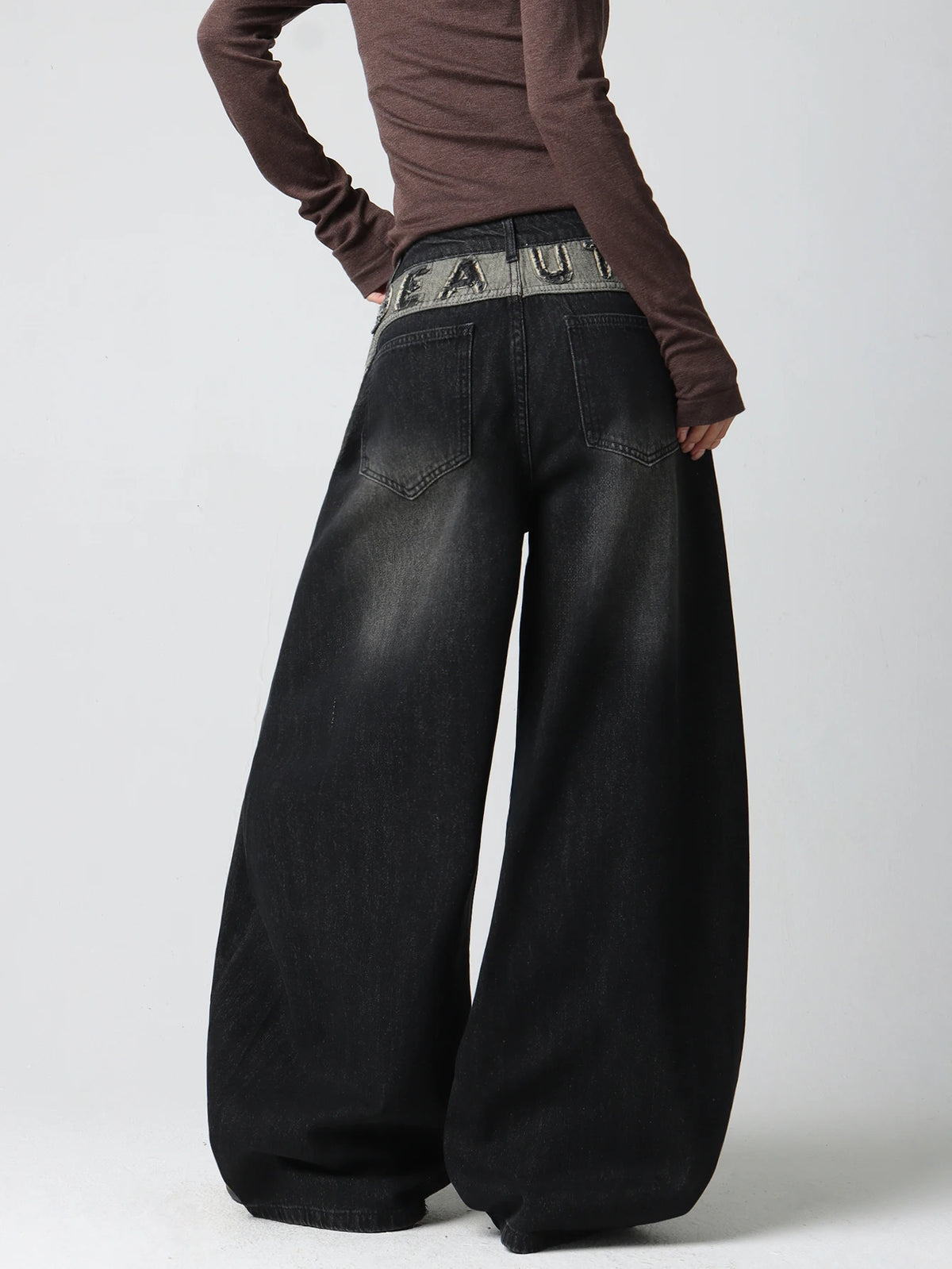 Women's American Vintage Applique Embroidery Design Black Loose Wide-Leg Jeans