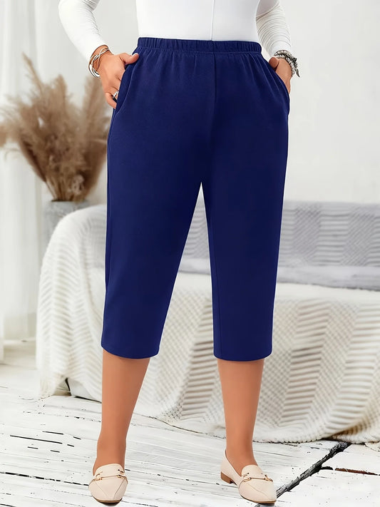 Plus-size women’s everyday casual, solid-colored, seven-inch pants.