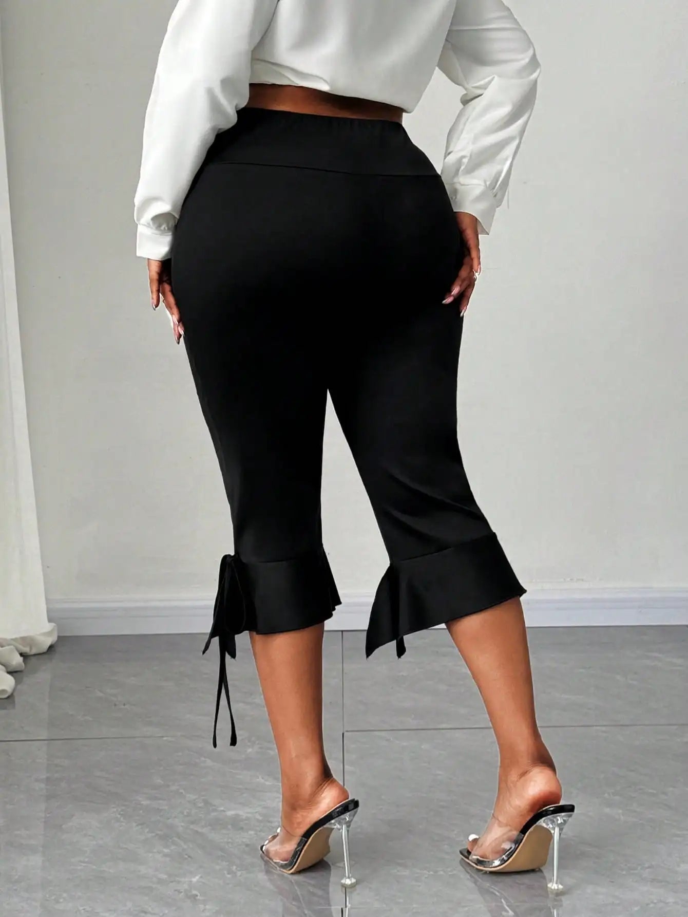 Plus Size Women's High Waist Capri Pants with Ruffle Hem & Tie Detail