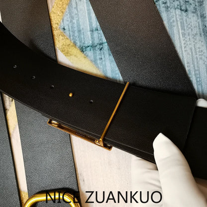 Women's Genuine Leather Belt, High-end European Women's Belt, with Colorful Rhinestones in A Casual Style,