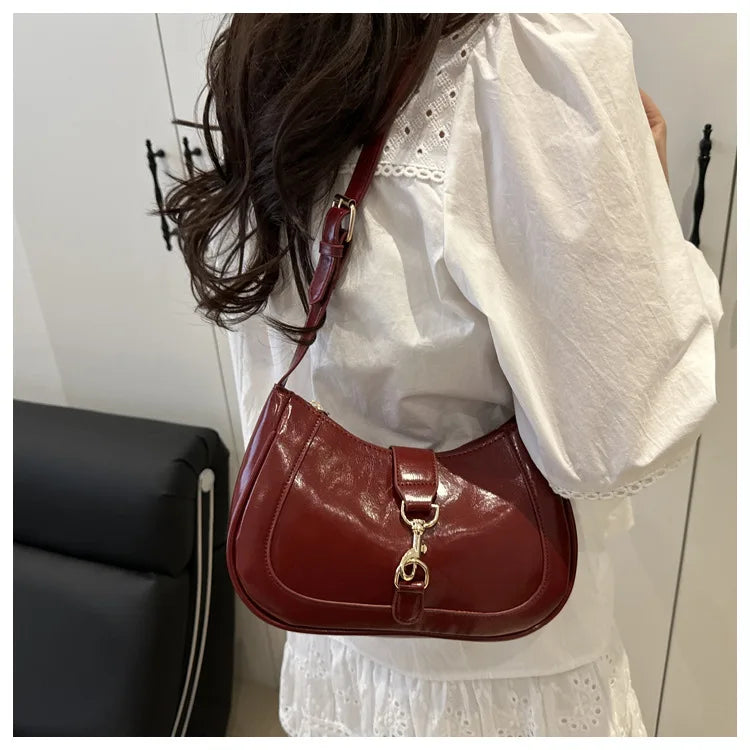 Women's Simple Solid Color Shoulder Bag, Casual Everyday Style, Fashionable Burgundy Color.Shoulder Bag/Tote Bag
