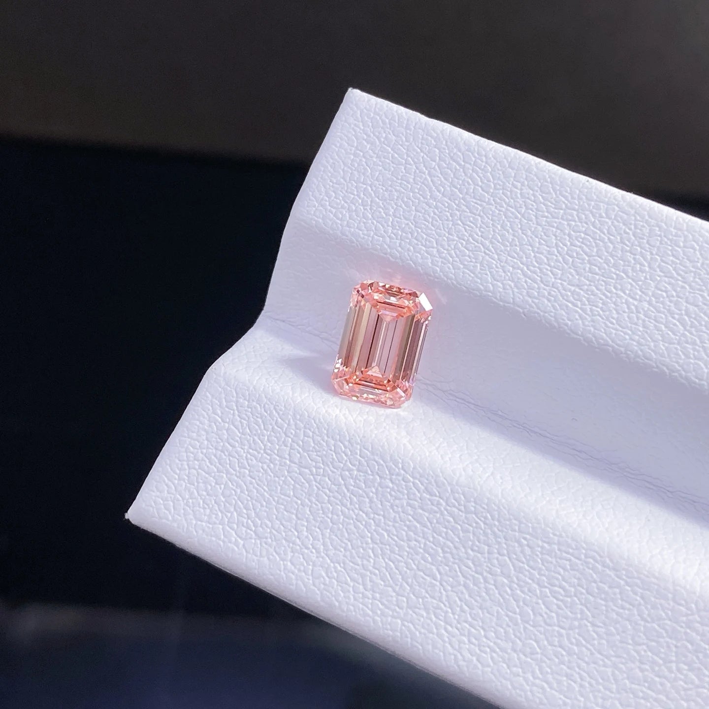 With IGI certificates Pink lab grown diamonds CVD HPHT Fancy Color Lab Created Diamond Wholesale