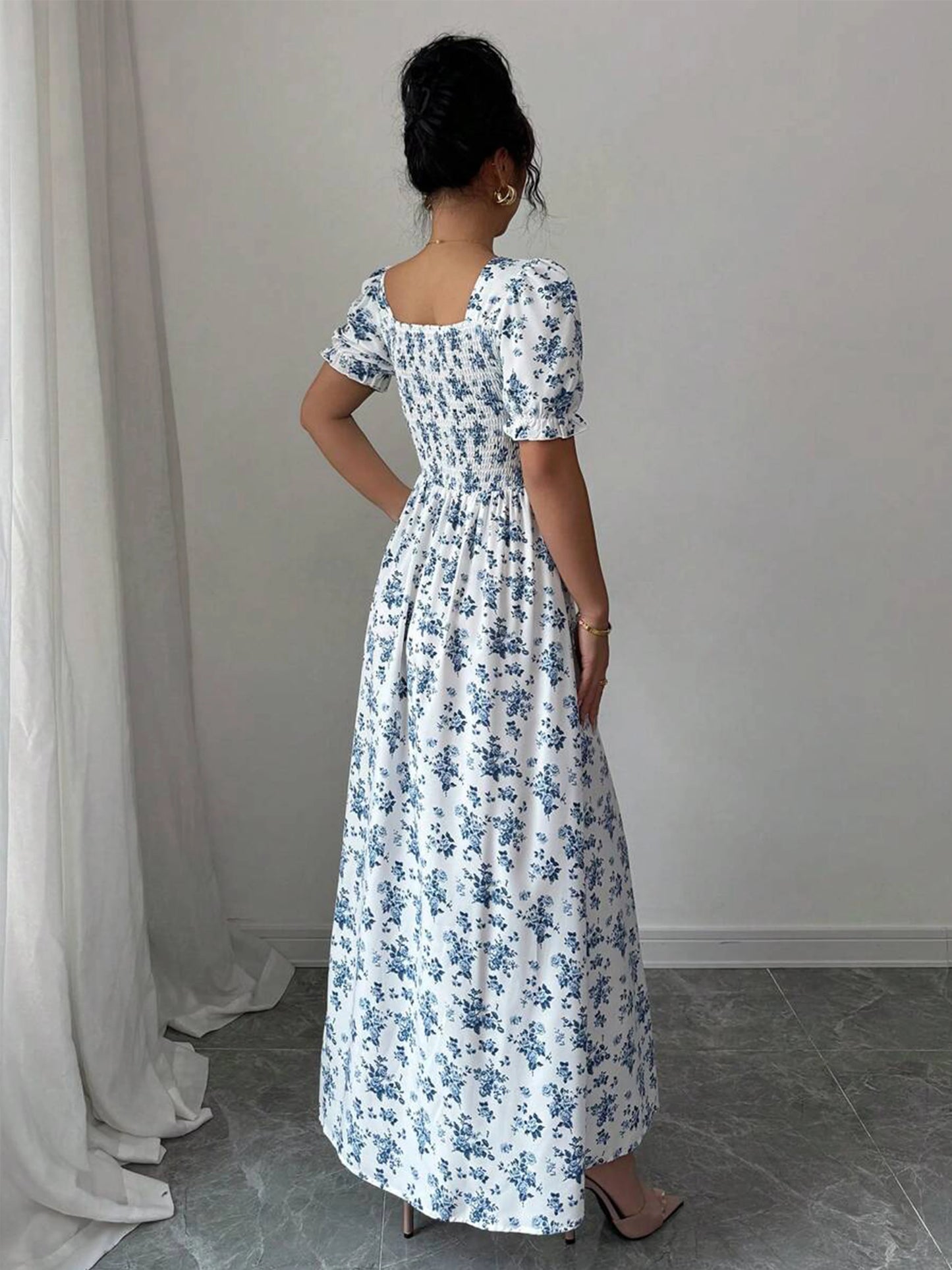 Women's Summer Elegant Casual Puff Sleeve Square Neck White & Blue Floral Print Maxi Dress Luxury Designer dresses