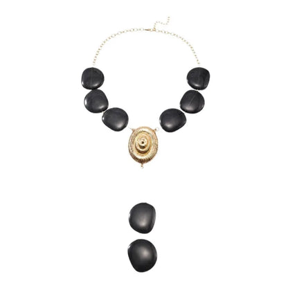 European and American retro plate pendant necklace light luxury high-end Y-shaped collarbone chain niche design necklaces for women
