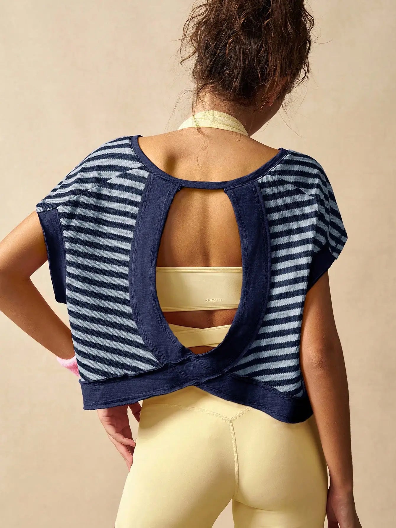 Women Striped Open Back Workout Top Gym Crop Top Summer Active Wear