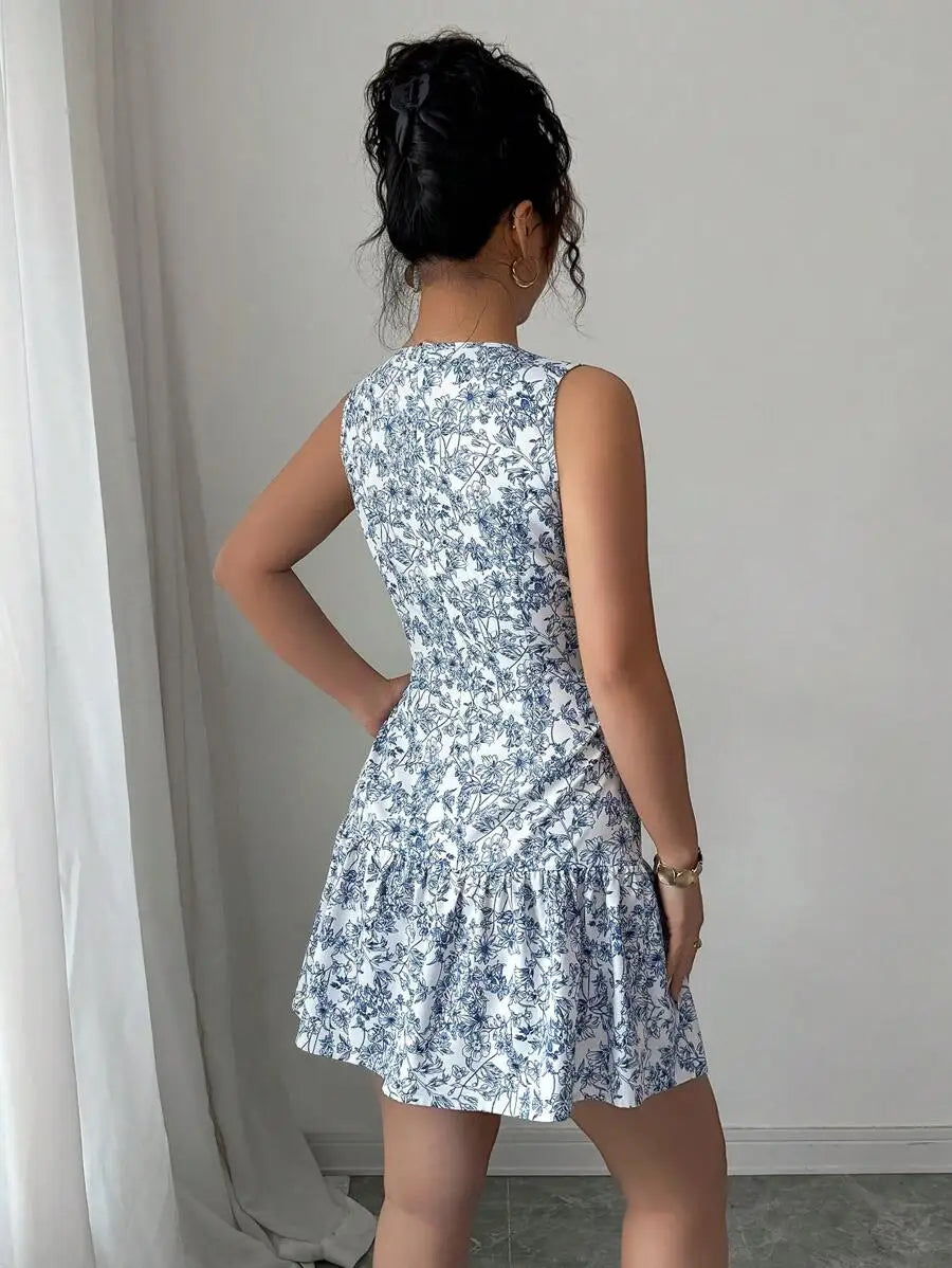 Spring/Summer Boho And French-Style Blue And White Floral Dress, Sleeveless With A Round Neckline