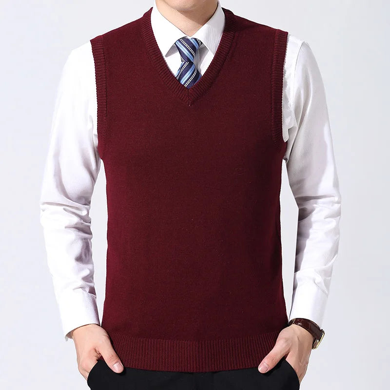 2026 New Fashion Brand Sweater Man Pullovers Vest Slim Fit Jumpers Knitwear Sleeveless Winter