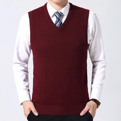 2026 New Fashion Brand Sweater Man Pullovers Vest Slim Fit Jumpers Knitwear Sleeveless Winter