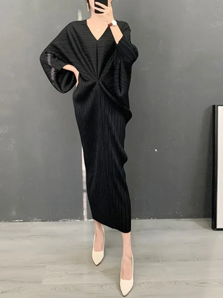 Fold Elegant Pleated V-neck Batwing Elastic Sleeve Mid-calf Dress Women Loose Solid Color 2025 Summer Female New Clothing